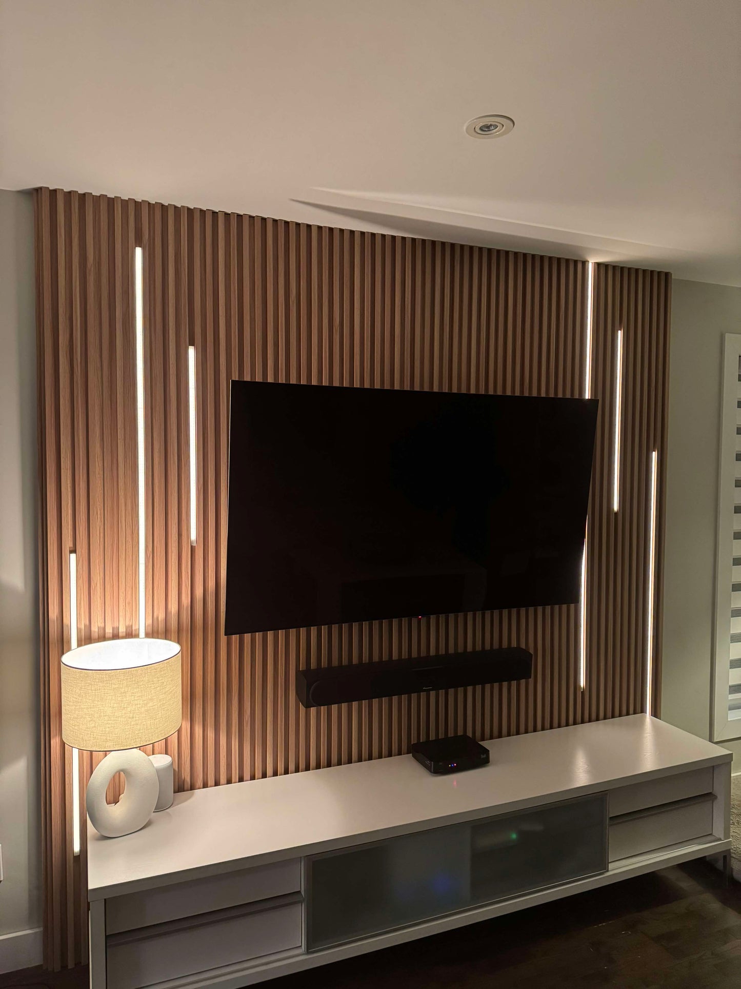 ●Nocciola Chiaro WPC FLUTED WALL PANEL 6"x96"